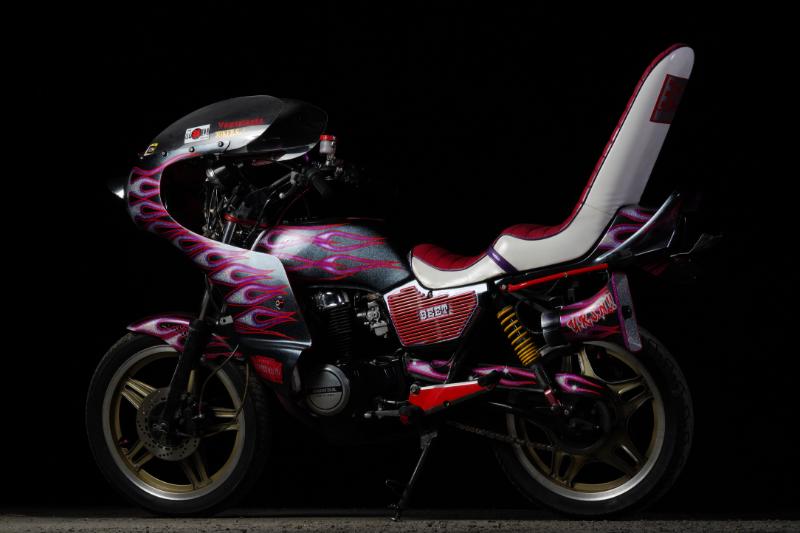 SUPERHAWKⅢ】外装の仕様に技あり！左右で異なる姿を持ったスーパー