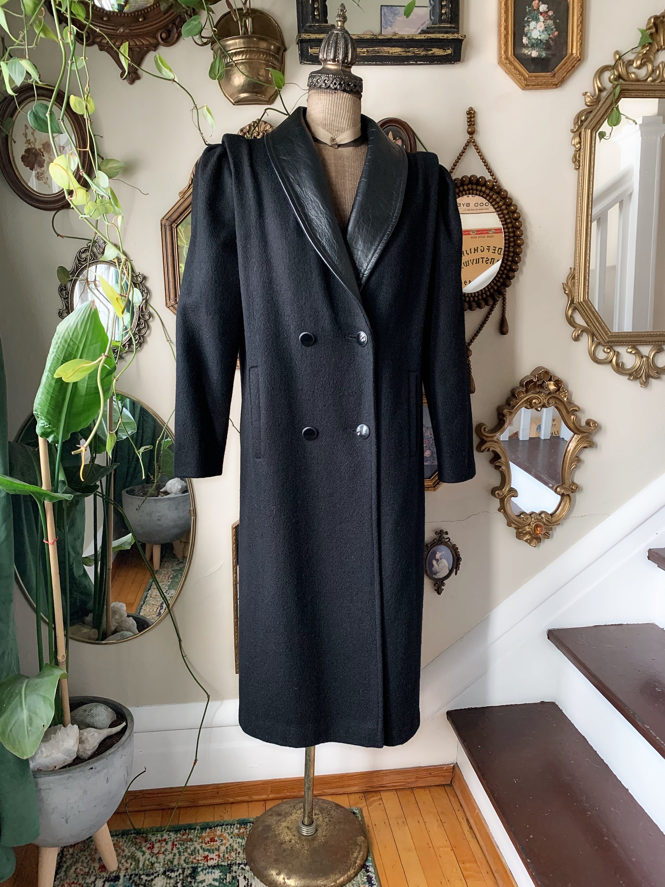 Vintage 1980s Jofeld USA Black Wool Coat With Leather Trim Collar