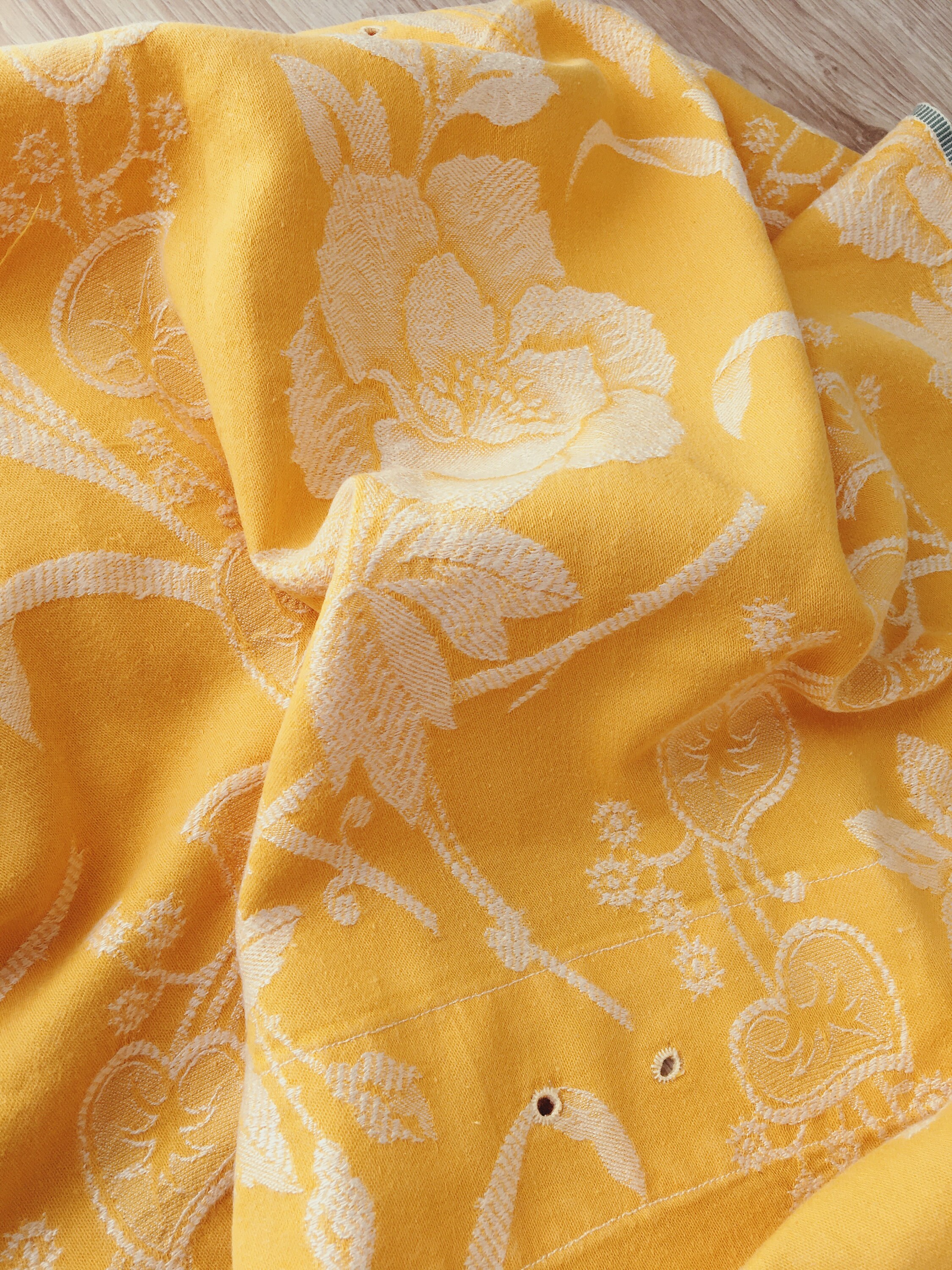 18インチ×59インチ 花柄アンティークティッキング生地 イエロー