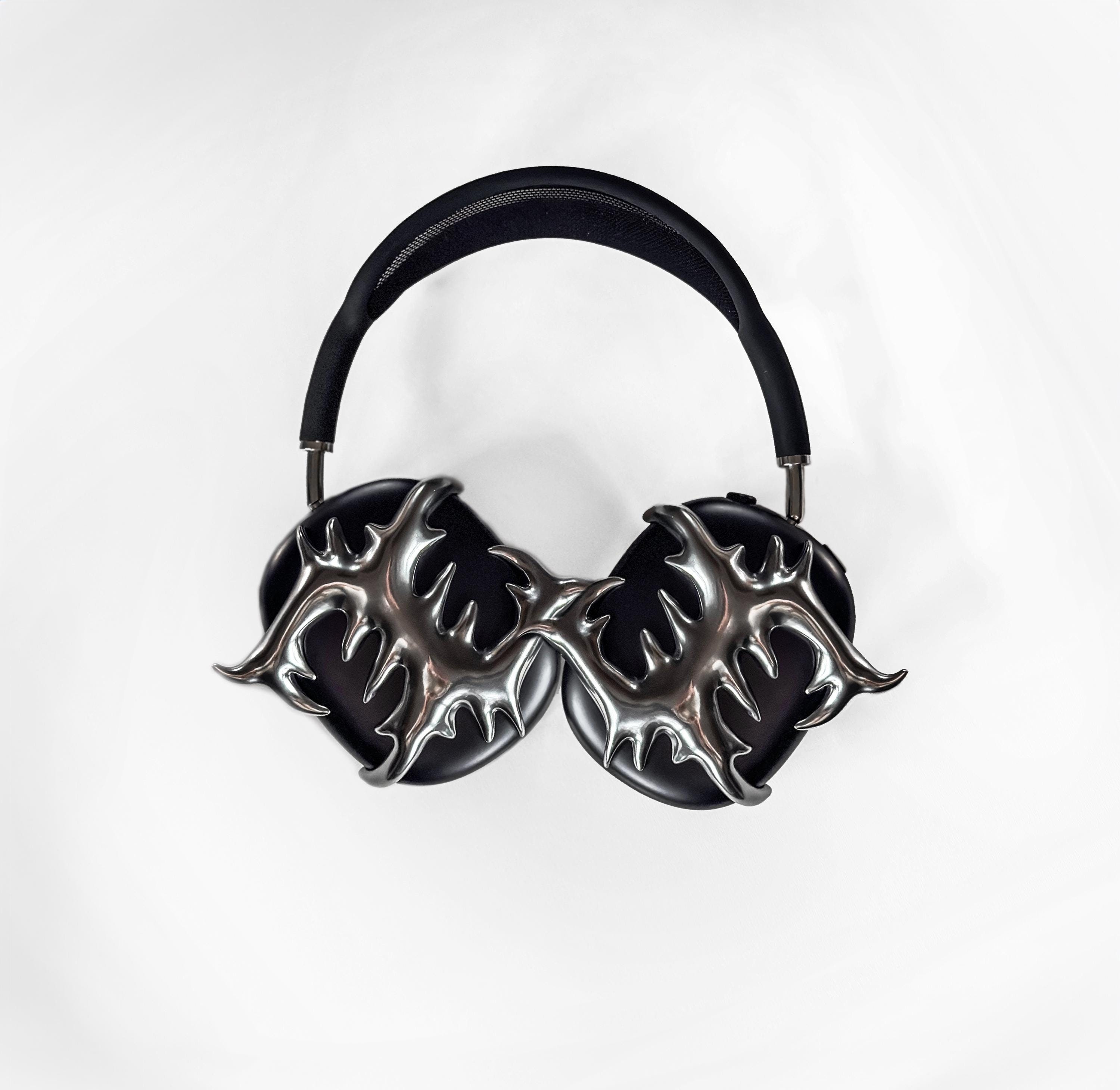 Cyber Spike Airpods Max Headphone Case Cover - Glossy Silver Apple