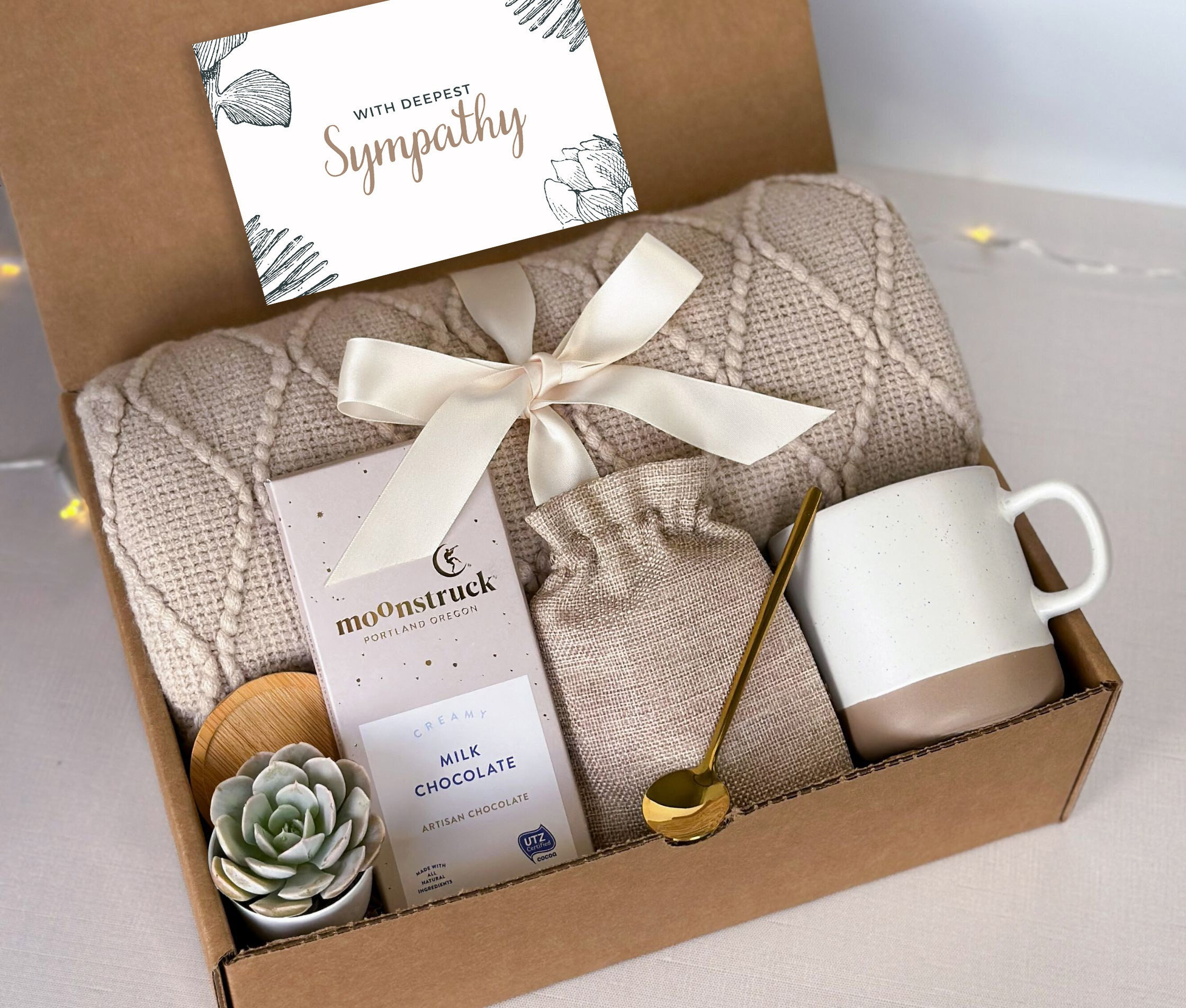 Panier cadeau de sympathie, Coffret cadeau Hygge avec couverture