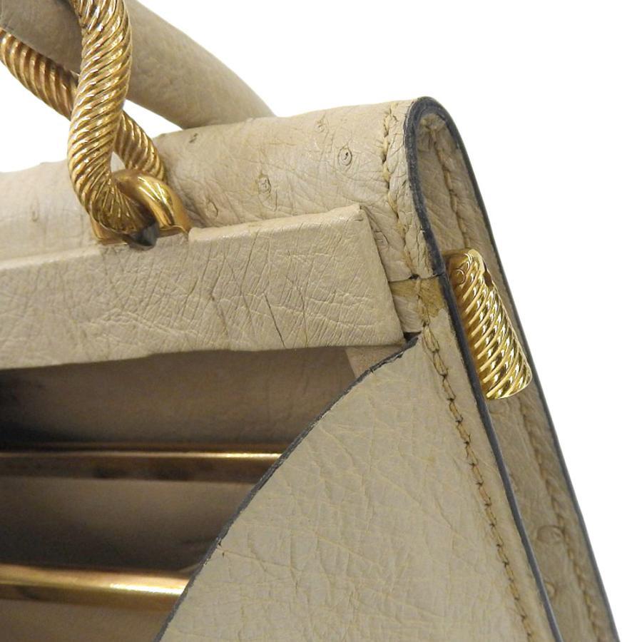 MORABITO Authentic Vendome Ostrich Leather Kiss-lock Handbag Beige