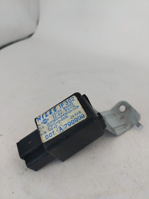 1990-1996 NISSAN 300ZX Z32 TURN SIGNAL FLASHER INDICATOR RELAY