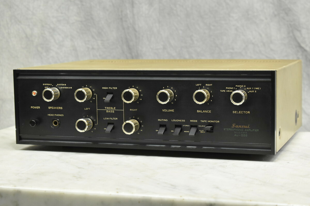 SANSUI AU-555 Integrated Amplifier Power Supply Voltage 100V