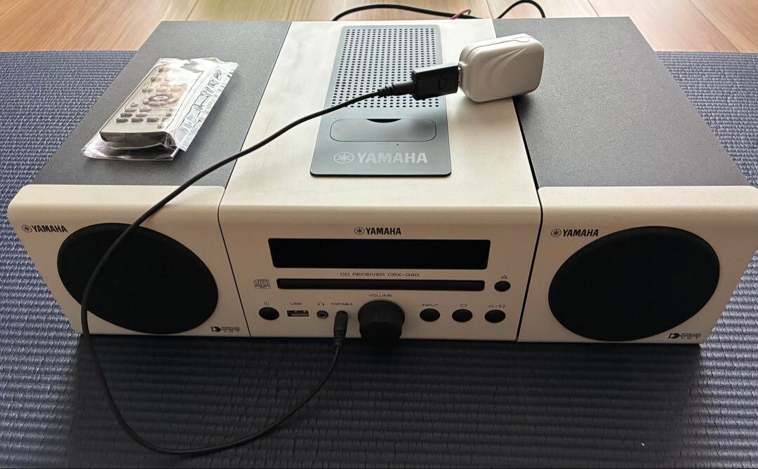 YAMAHA CRX-040 Compact CD USB IPHONE IPOD Player Stereo System W