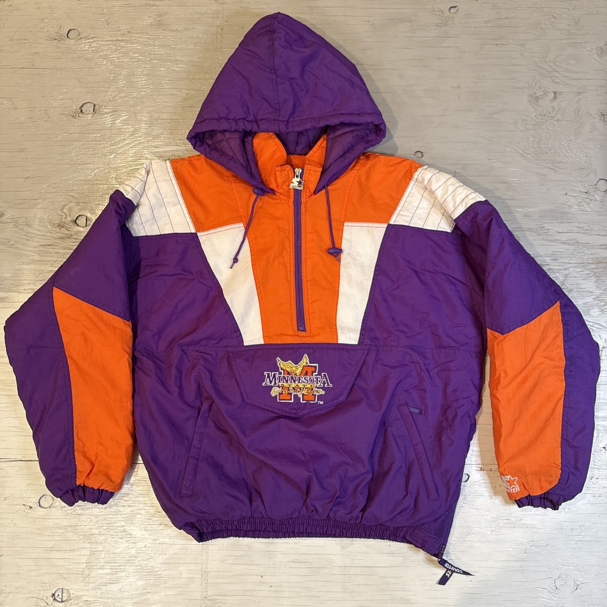 Vintage 90s Starter Minnesota State Screaming Eagles Pullover