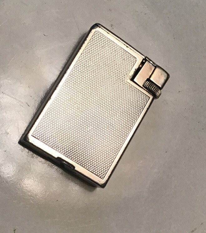 洋書 The Dunhill Petrol Lighter 洋書 The Dunhill Petrol Lighter