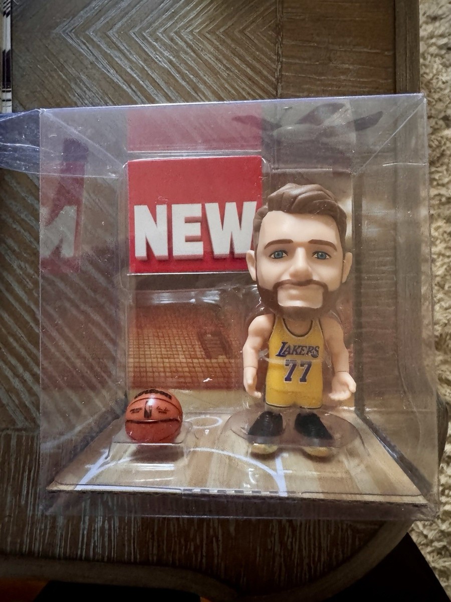 RARE Display Zuru NBA Ballers Series 2 Luca Doncic - Lakers Home