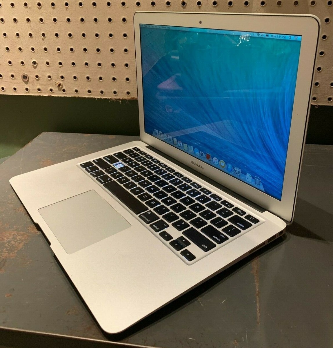 2014 Apple MacBook Air 13