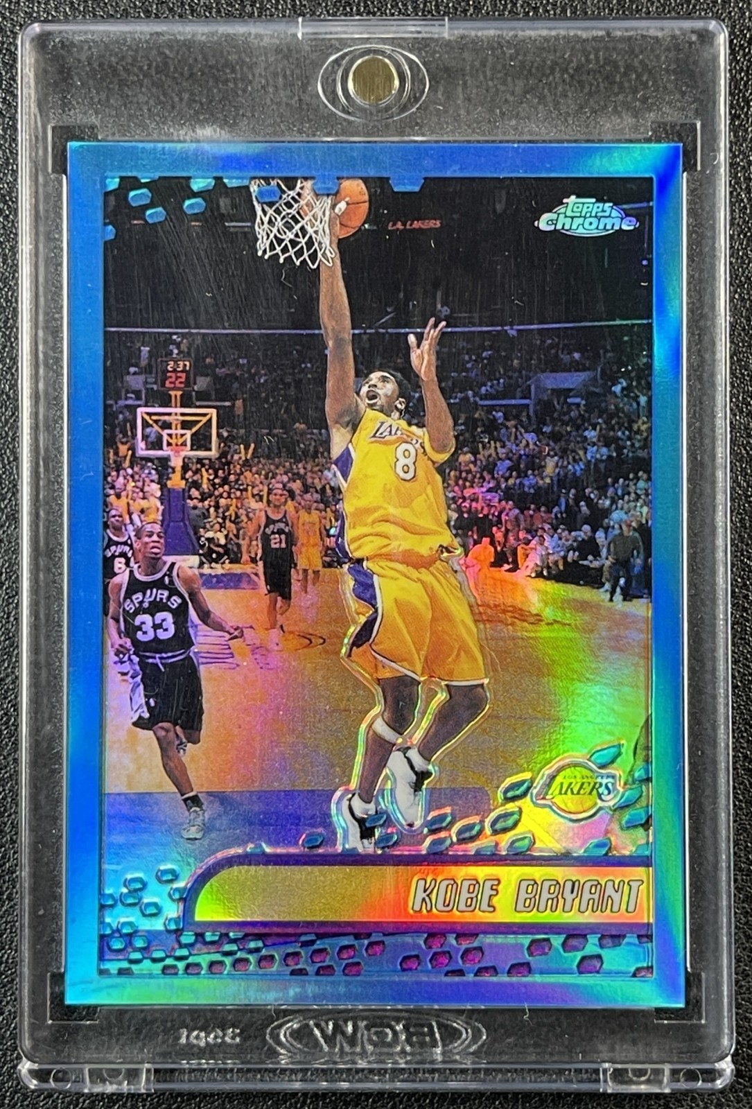 Kobe Bryant 2001 Topps Chrome #50 Refractor Price Guide - Sports