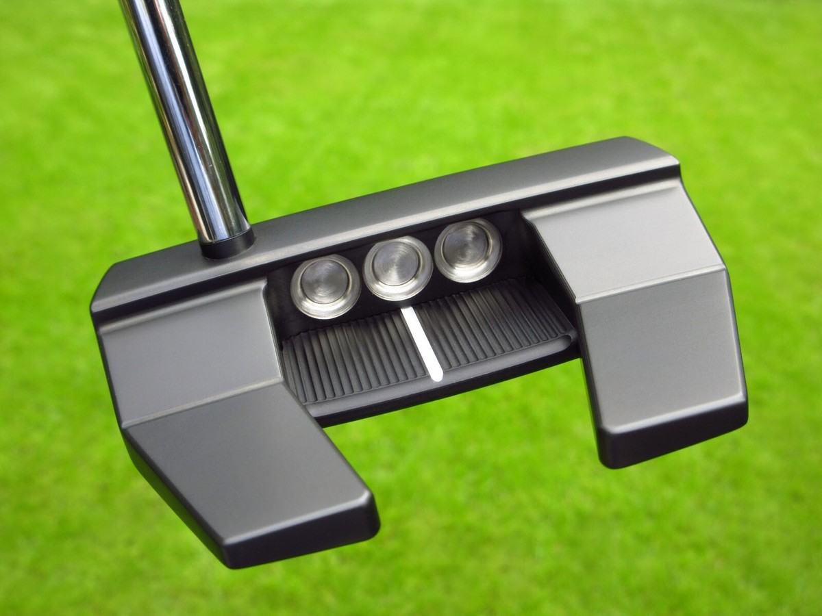 Scotty Cameron Tour Only Black SSS Futura X5 Circle T - 34