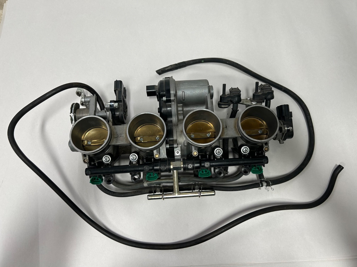 2016-2019 KAWASAKI NINJA ZX-10R ZX10 OEM THROTTLE BODY PART# 16163