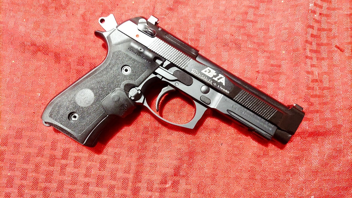 実物】ベレッタ92F用 CTC レーザーグリップCRIMSON TRACE 実物