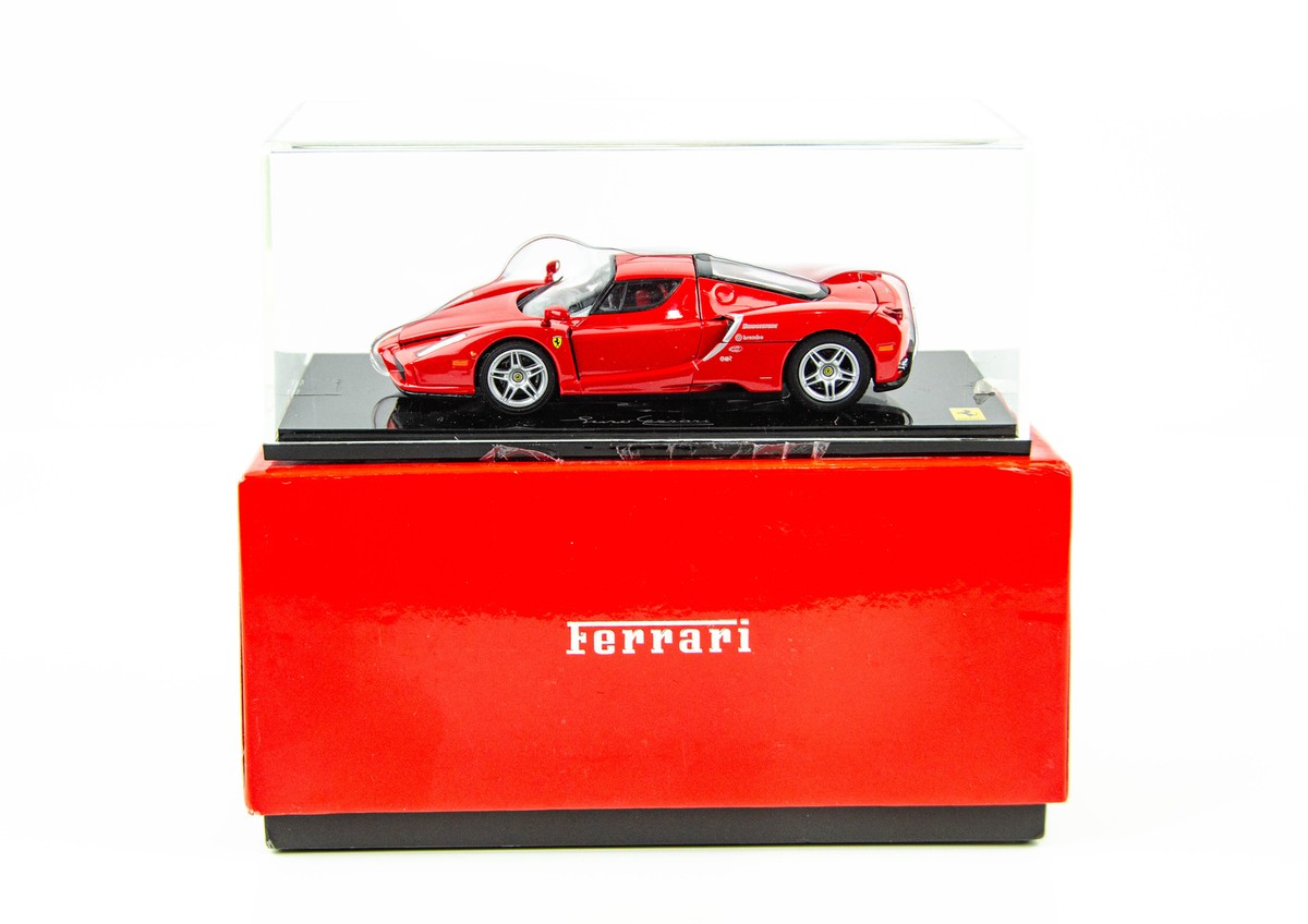 Kyosho 1/43 Ferrari Enzo Test Car Red Diecast Model Car - Very