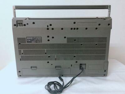 HITACHI TRK-8600RM Cassette Recorder Stereo Radio Silver Vintage