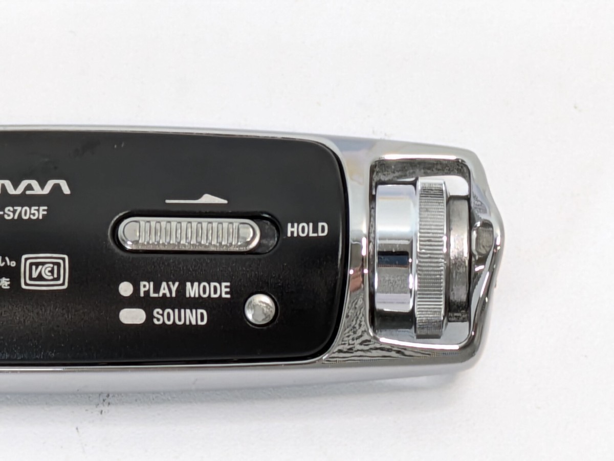 SONY WALKMAN NW-S705F Sony 2GB Black Digital Music Player Noise