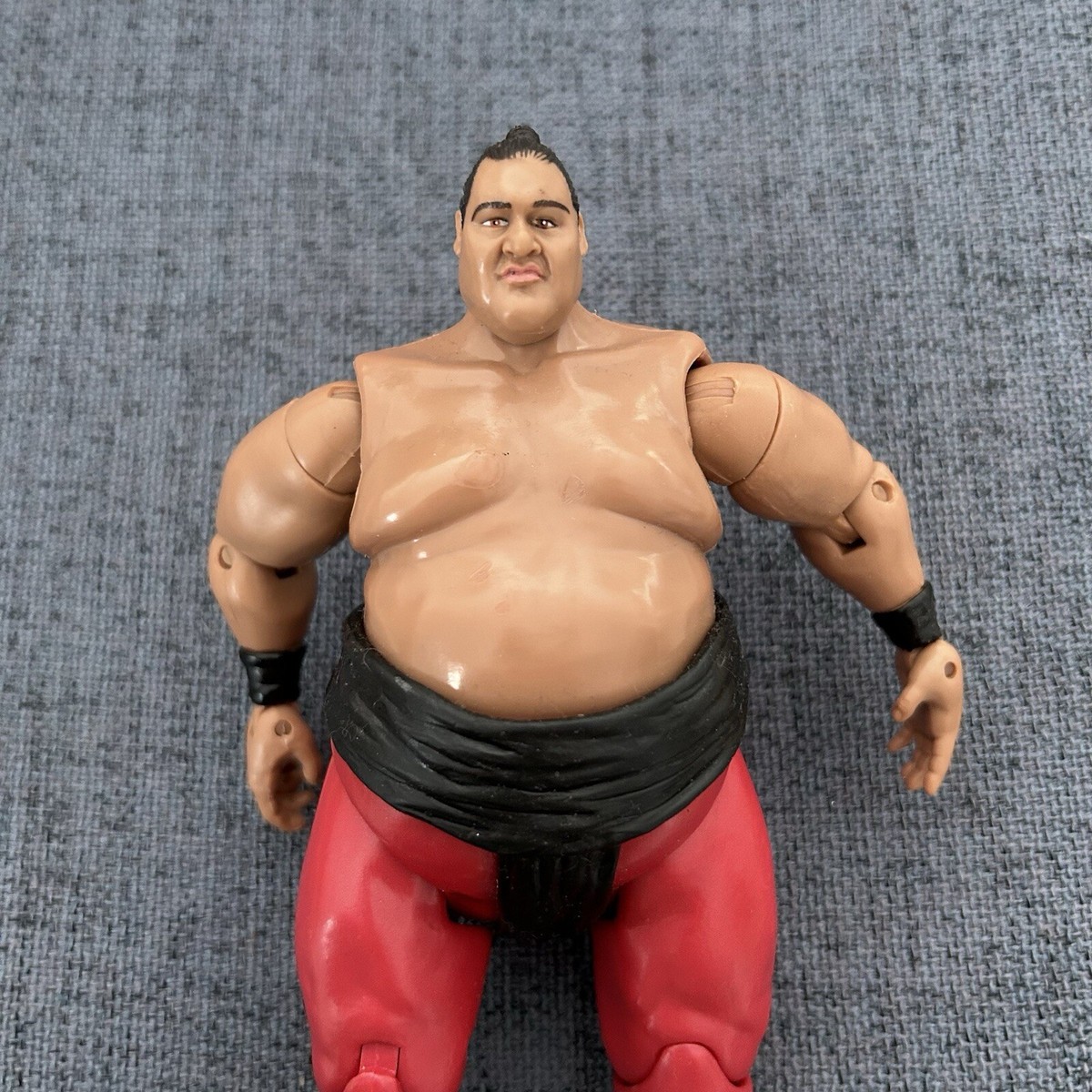 2004 WWE Classic Superstars Series 4 Yokozuna Figure Jakks Pacific