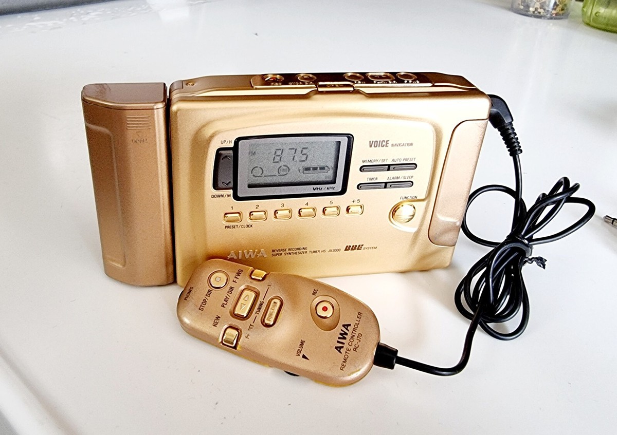Gold AIWA HS-JX3000 Recording Radio Walkman Dolby B+C fully