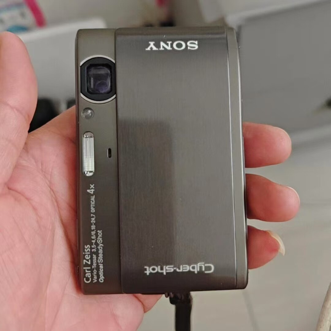 Sony Cyber ​​Shot DSC-TX1 10.2MP 4x Optical Zoom Digital Camera