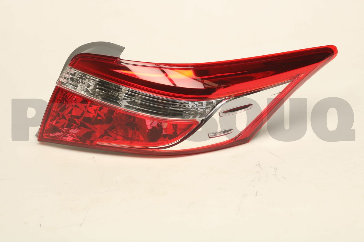 815500D550 Genuine Toyota LAMP ASSY, REAR COMBINATION, RH 81550