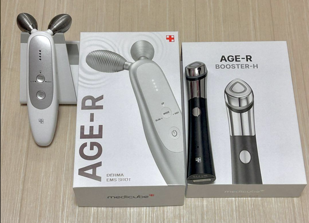 Medicube Age-R Derma EMS Shot Device Face Massager Skin Care