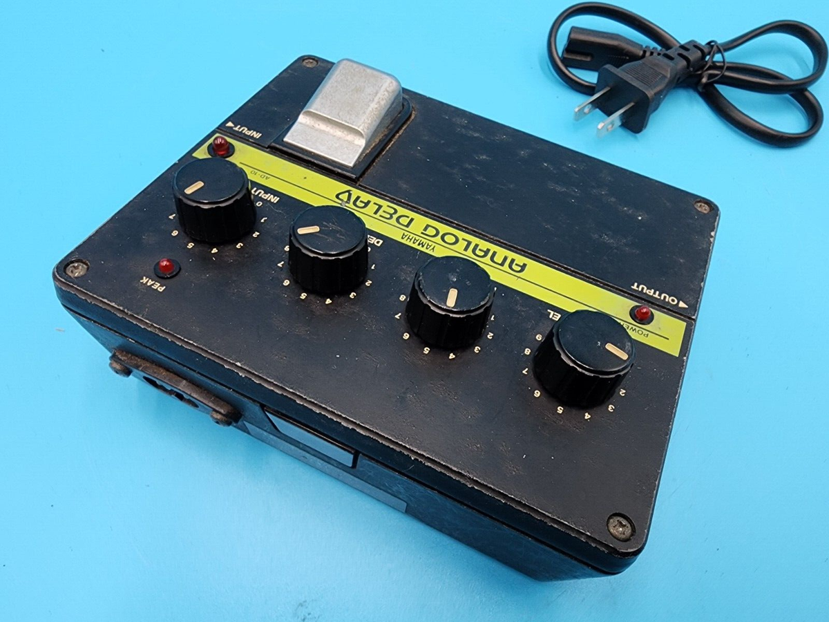 Rare 80s Yamaha AD-10 Analog Delay BBD Guitar Effect Pedal Bass
