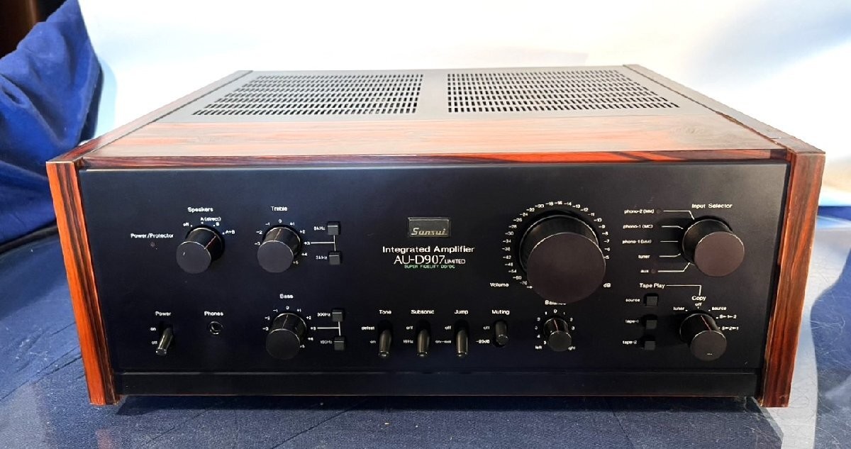SANSUI AU-D907 LIMITED Thorough maintenance Relaxing high quality