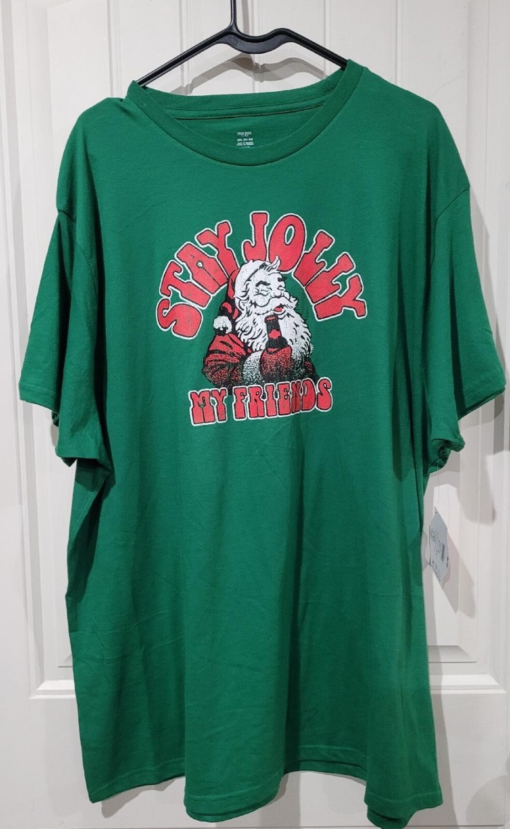 New w/tags Holiday Time Santa Stay Jolly My Friends Green T-Shirt