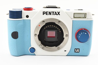 Pentax Q10 Evangelion lei model type 00 Blue / white limited