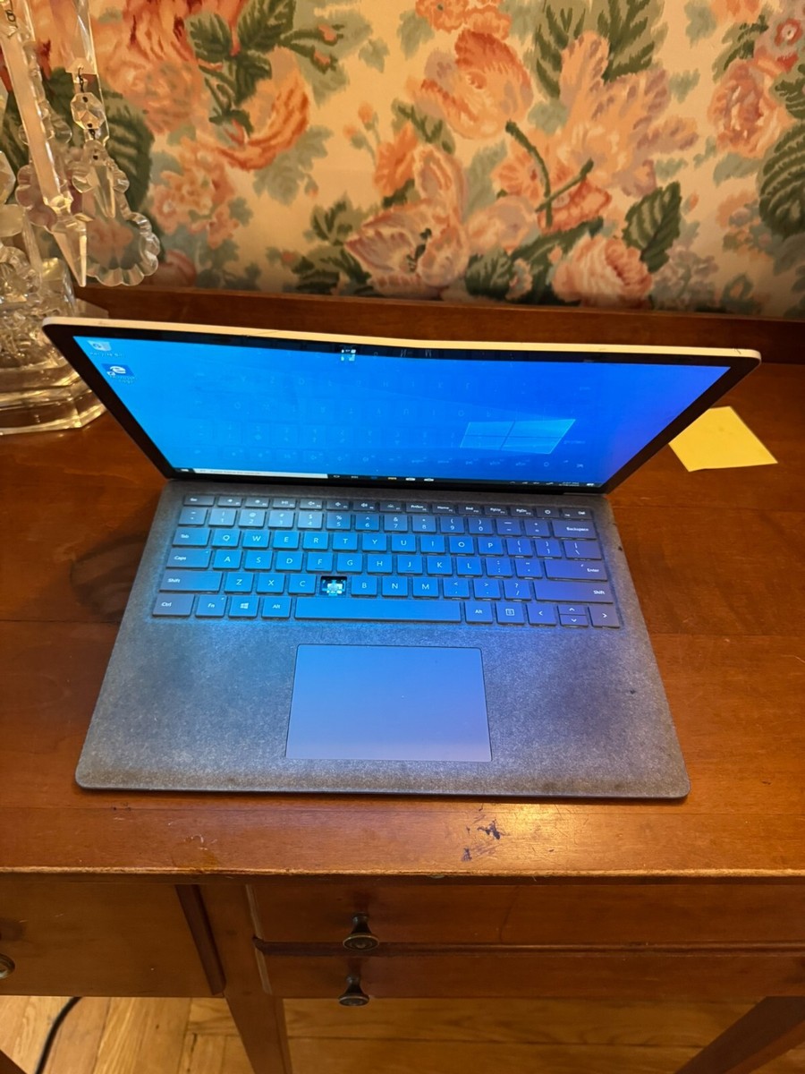 Microsoft Surface Laptop (1st Gen, Model 1769) | i7-7660U | 16GB