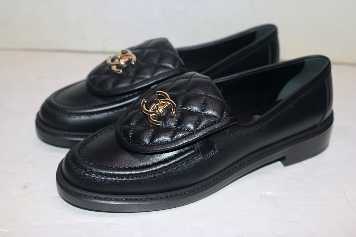 CHANEL Black Quilted Flap Turnlock CC Logo Mule Slip On Flat