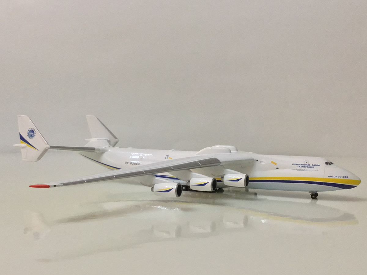 Herpa 1:400 ANTONOV AIRLINES AN-225 