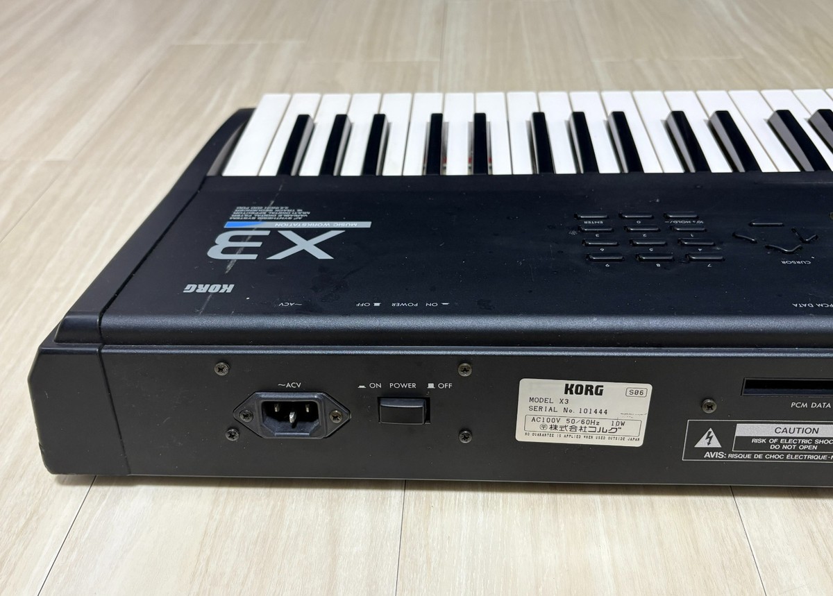 Korg X3 61-Key Keyboard Synthesizer Music Workstation with Power
