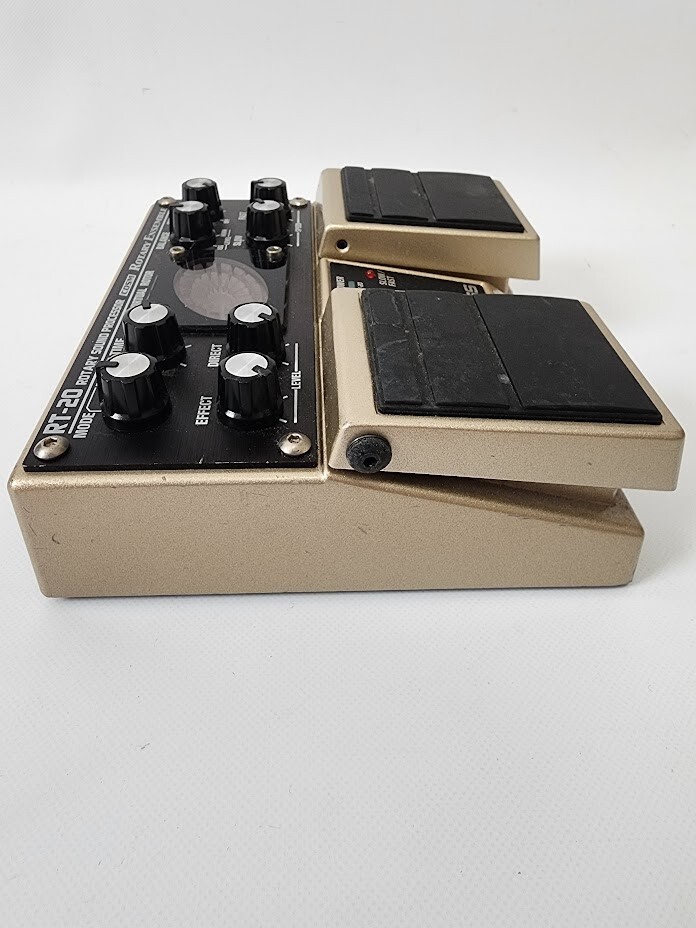 Boss RT-20 Rotary Ensemble Rotary Sound Proscessor Effects Pedal