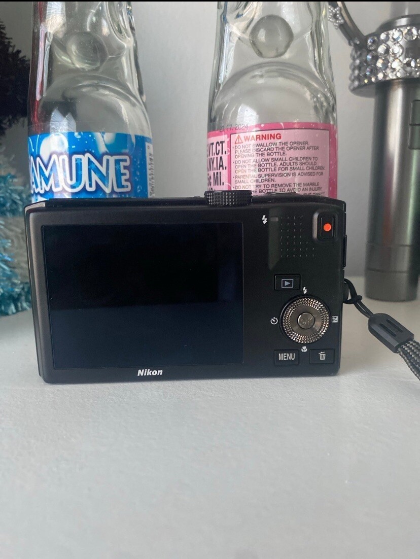 Nikon COOLPIX S8100 12.1MP Digital Camera - Gold for sale online