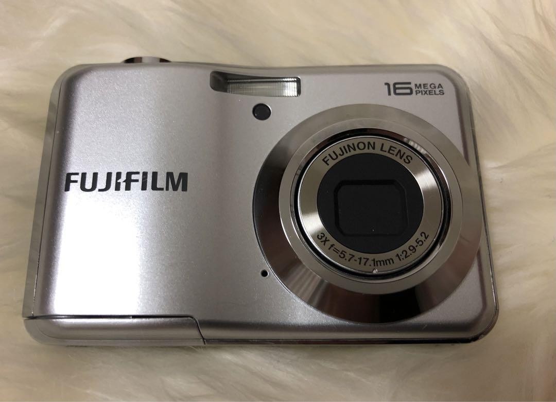 Fujifilm FinePix AV250 Compact digital camera AA battery powered