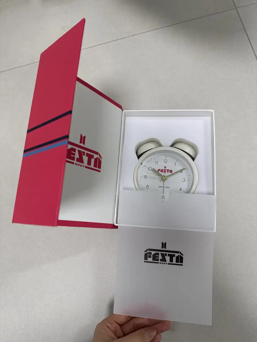 BTS 2024 FESTA FESTA Sekijin Countersunk Watch Alarm Clock | eBay