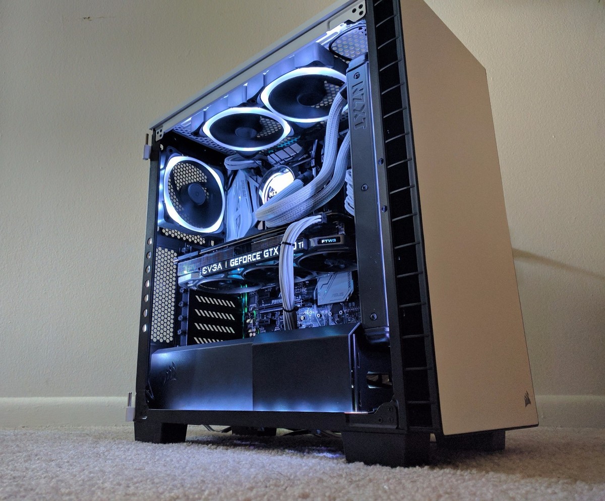 Snow White Custom Gaming PC - i7 7700K 5.00GHz - GTX 1080Ti - 16GB