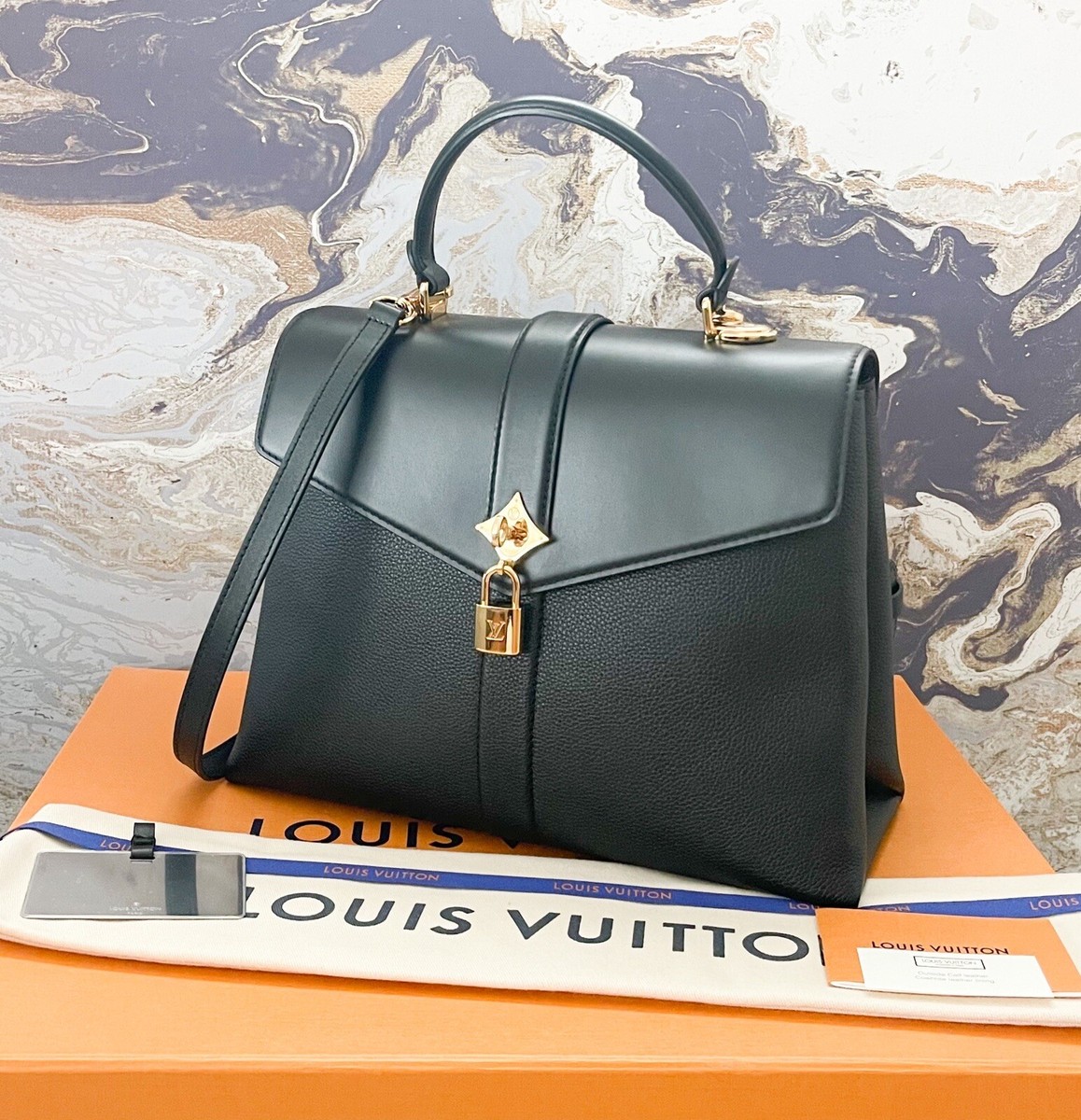 Louis Vuitton Rose Des Vents MM Grained Smooth Calfskin Black