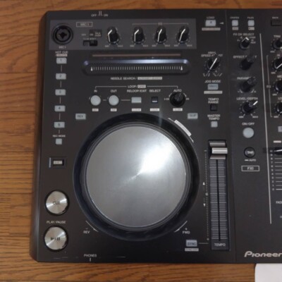 PIONEER DDJ-S1 DJ CONTROLLER Professional operability for Serato