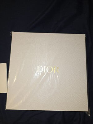 NEW Christian Dior Puzzle Around the World 500 Piece Collector's