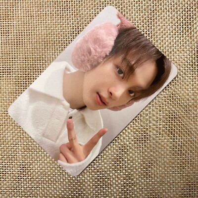 NCT 2022 HAECHAN [PINK CHRISTMAS MD] Official Photocard, Random