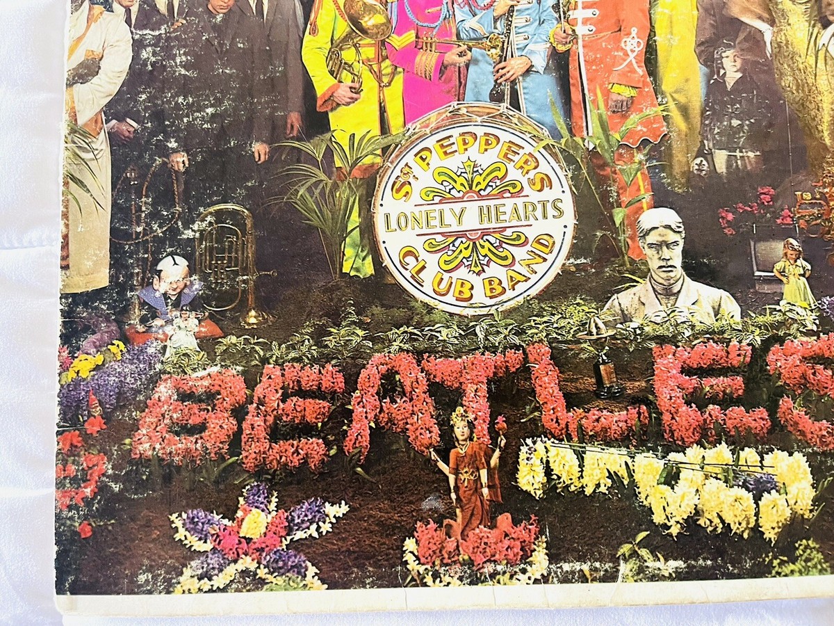 The Beatles Sgt. Pepper's Lonely Hearts Club Band Capitol MAS-2653
