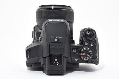 Fujifilm Fuji Fine pix finepix S1 digital camera w. 50x zoom lens