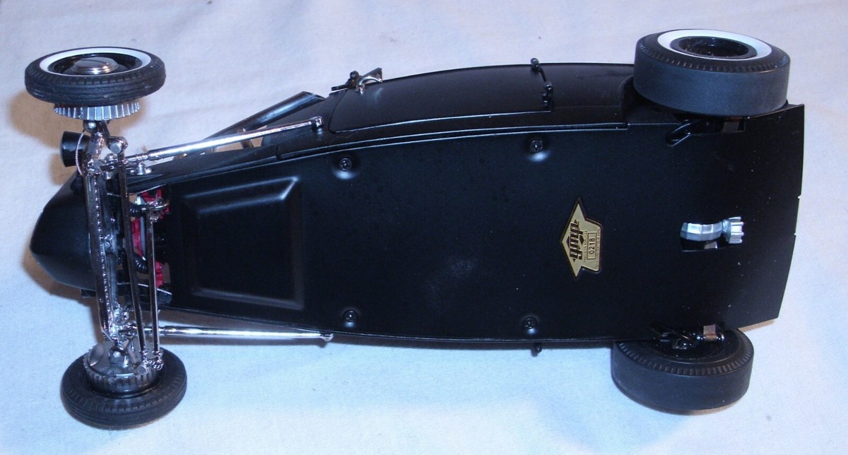 GMP CRAZY BEN'S 1934 FORD RAT ROD ROADSTER CAR MODEL DIECAST TOY 1