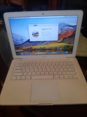 Apple MacBook A1342 13.3