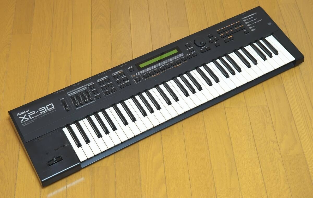 Roland XP-30 64 Voice Expandable Synthesizer - 61 Key Keyboard