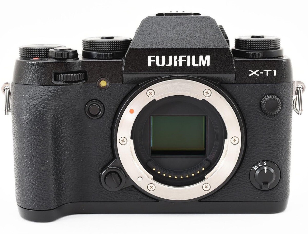 Fujifilm X-T1 16.3MP Mirrorless Digital Camera Body Set Made In