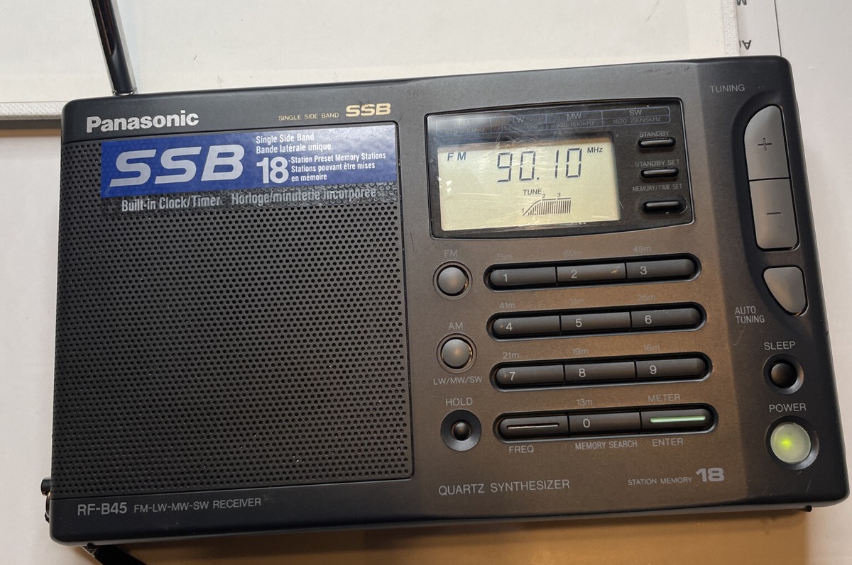 Panasonic SSB RF-B45 FM-LW-MW-SW Portable Shortwave Radio Receiver
