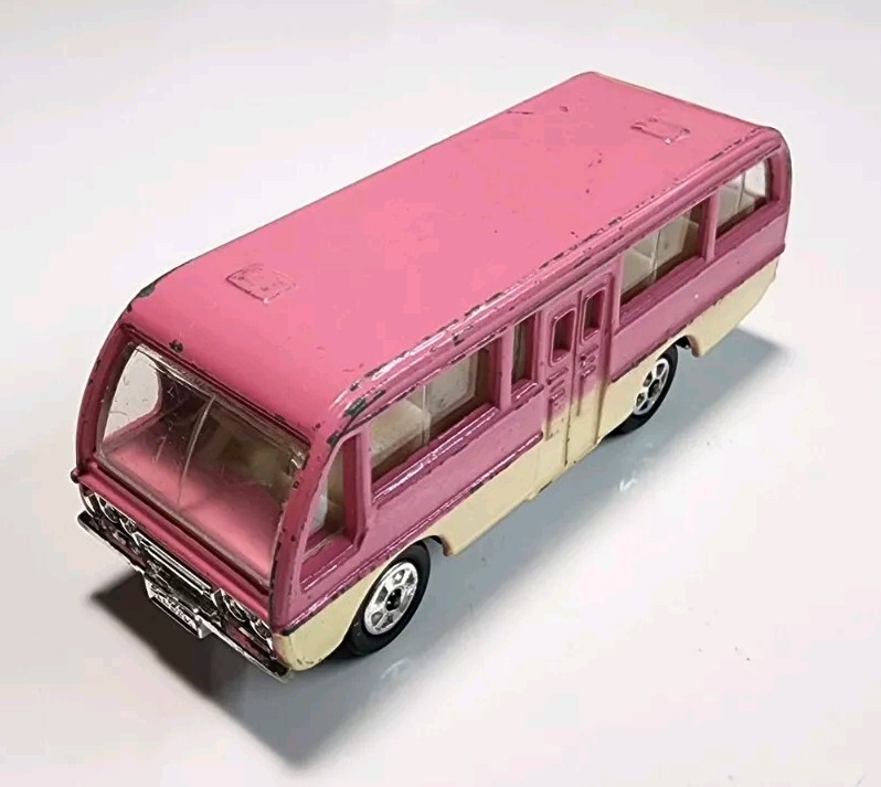 Vintage 1974 Tomica #46 Pink/Cream Mazda Light Bus 1/88 Diecast